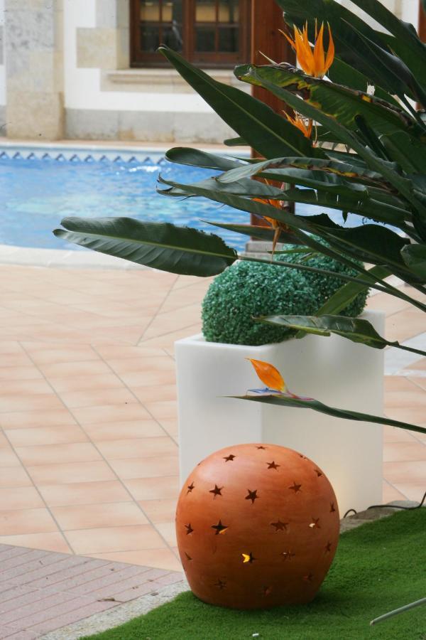 Hotel La Carolina Lloret de Mar Dış mekan fotoğraf
