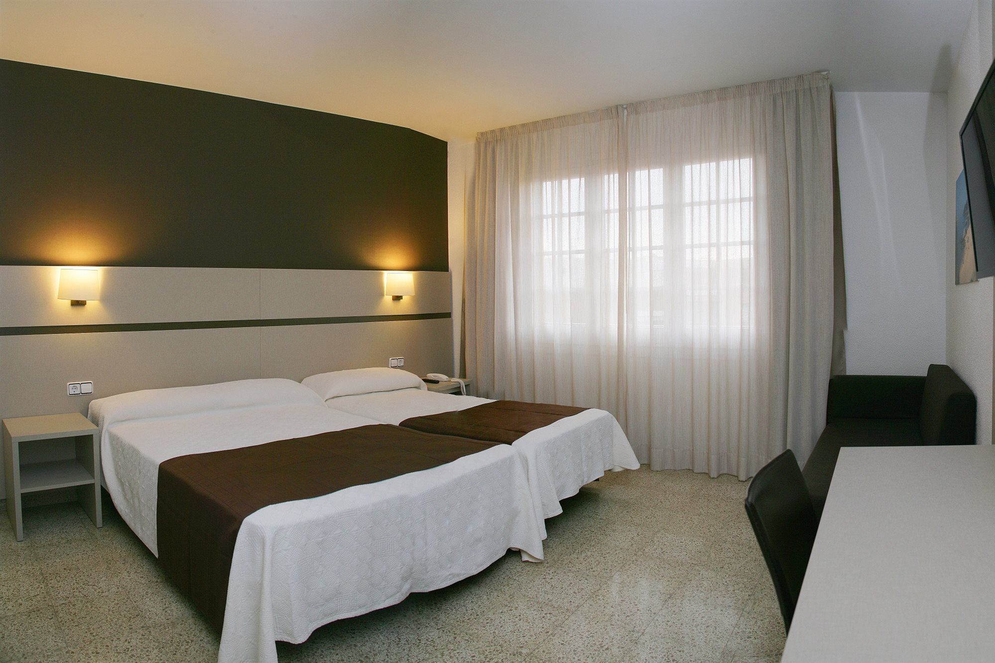 Hotel La Carolina Lloret de Mar Dış mekan fotoğraf